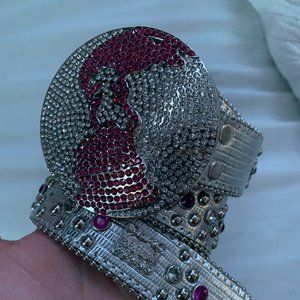 pink and sliver bb belt globe world